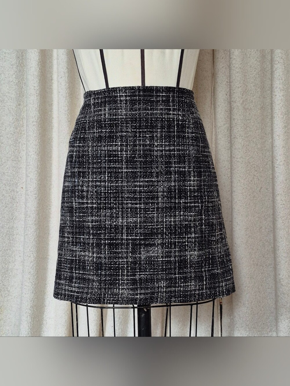Tweed Grey Women's Short Skirt 42